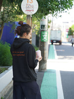 sew far, sew good フーディー - Black