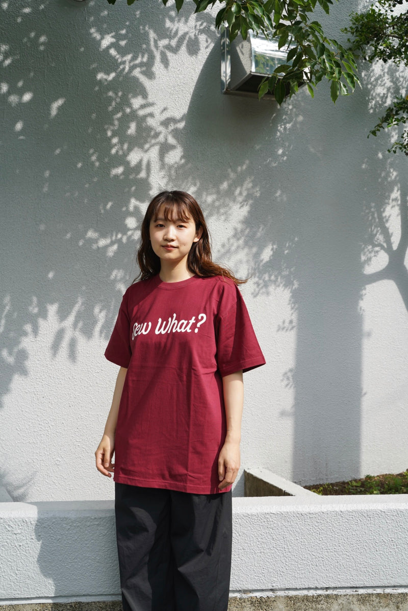 sew what Tシャツ - Burgundy